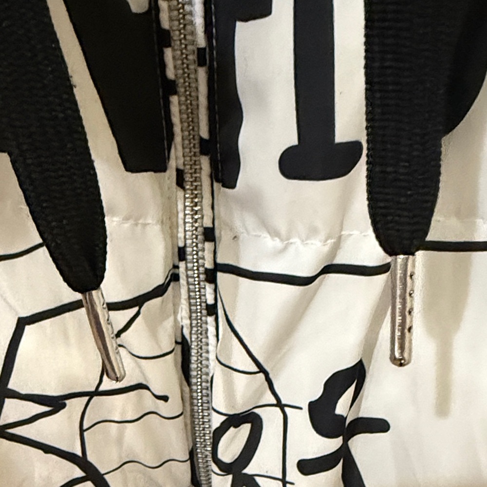 Adika Women’s Graffiti Print Puffer Jacket - White & Black XS - Picture 5 of 14